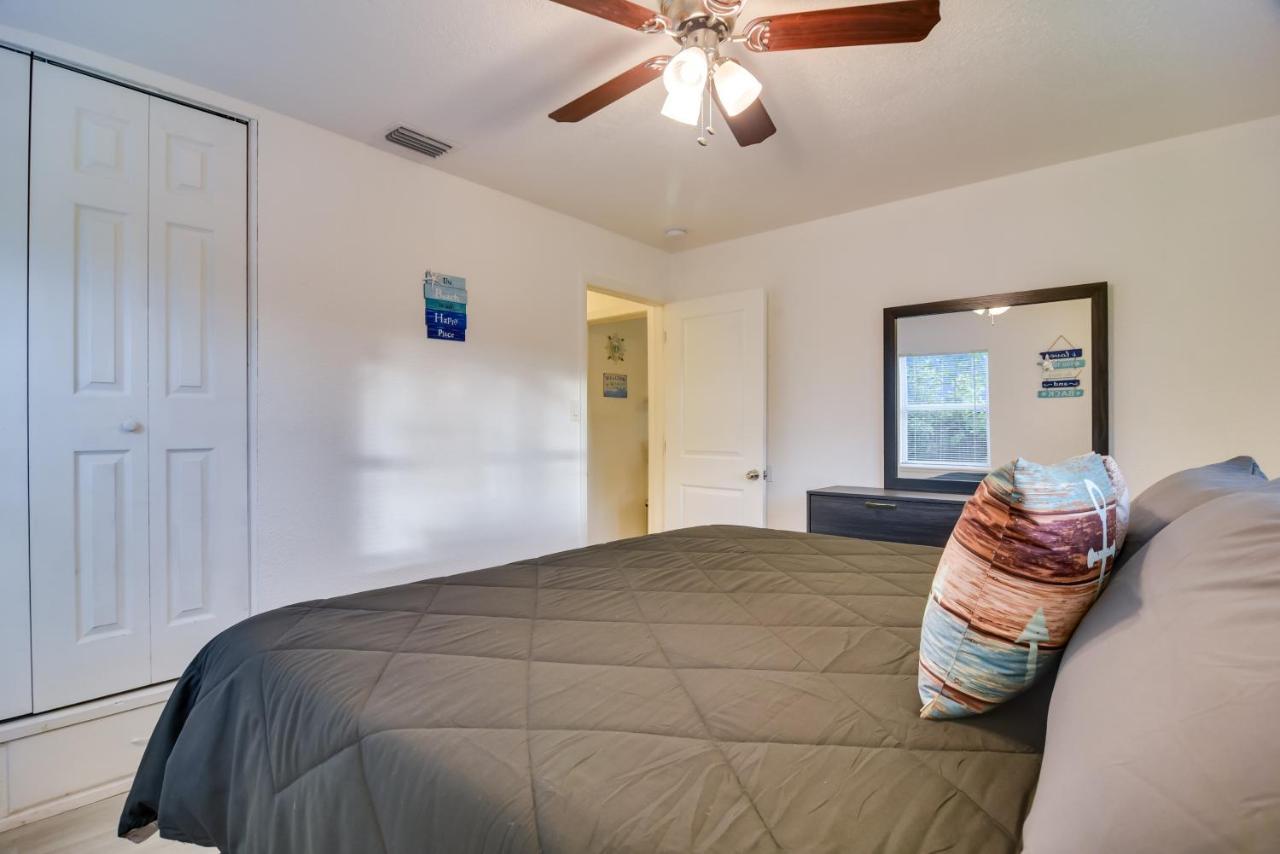 Pet-Friendly Gulfport Home Walkable Location! سانت بطرسبرج المظهر الخارجي الصورة